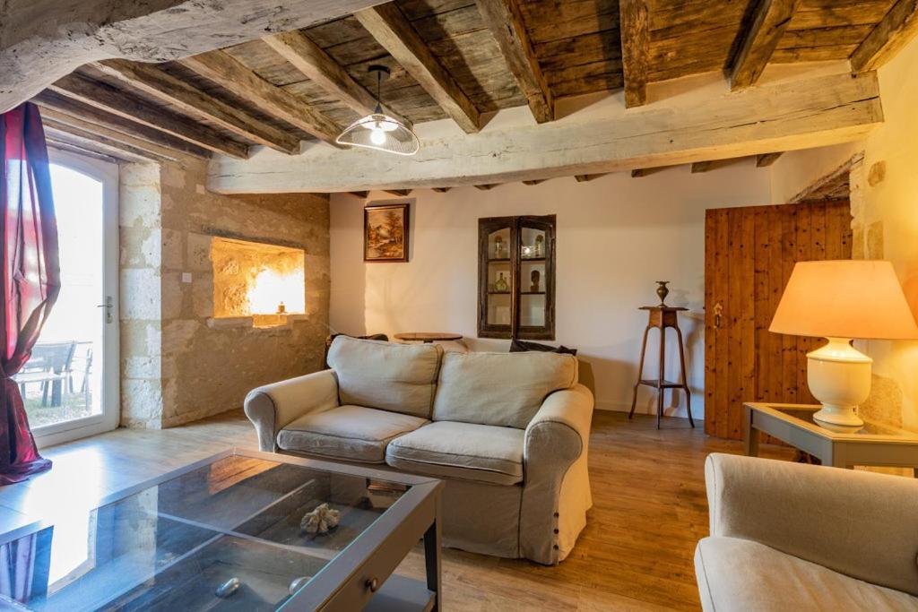 مبيت وإفطار Cezan Domaine De Laplan المظهر الخارجي الصورة